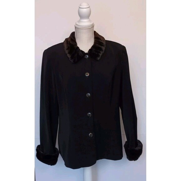 Vtg Black Button Blazer w/Faux Fur Collar and Cuffs Size 16 - Positive Attitude - Picture 2 of 9
